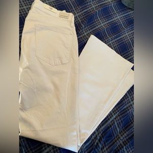Judy Blue white flare leg jeans